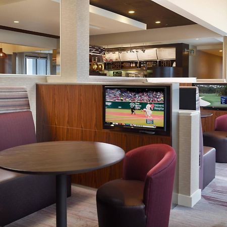Courtyard By Marriott Raleigh Cary Hotel Buitenkant foto