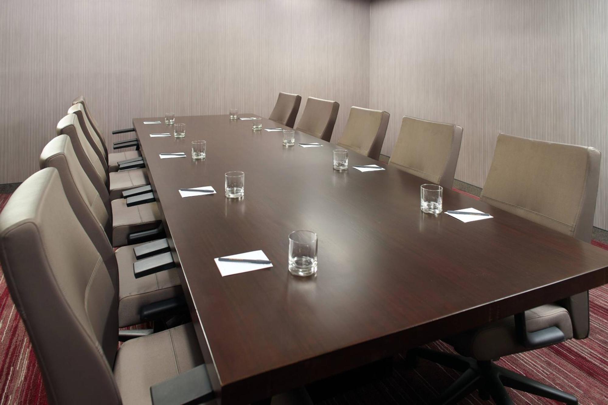 Courtyard By Marriott Raleigh Cary Hotel Buitenkant foto