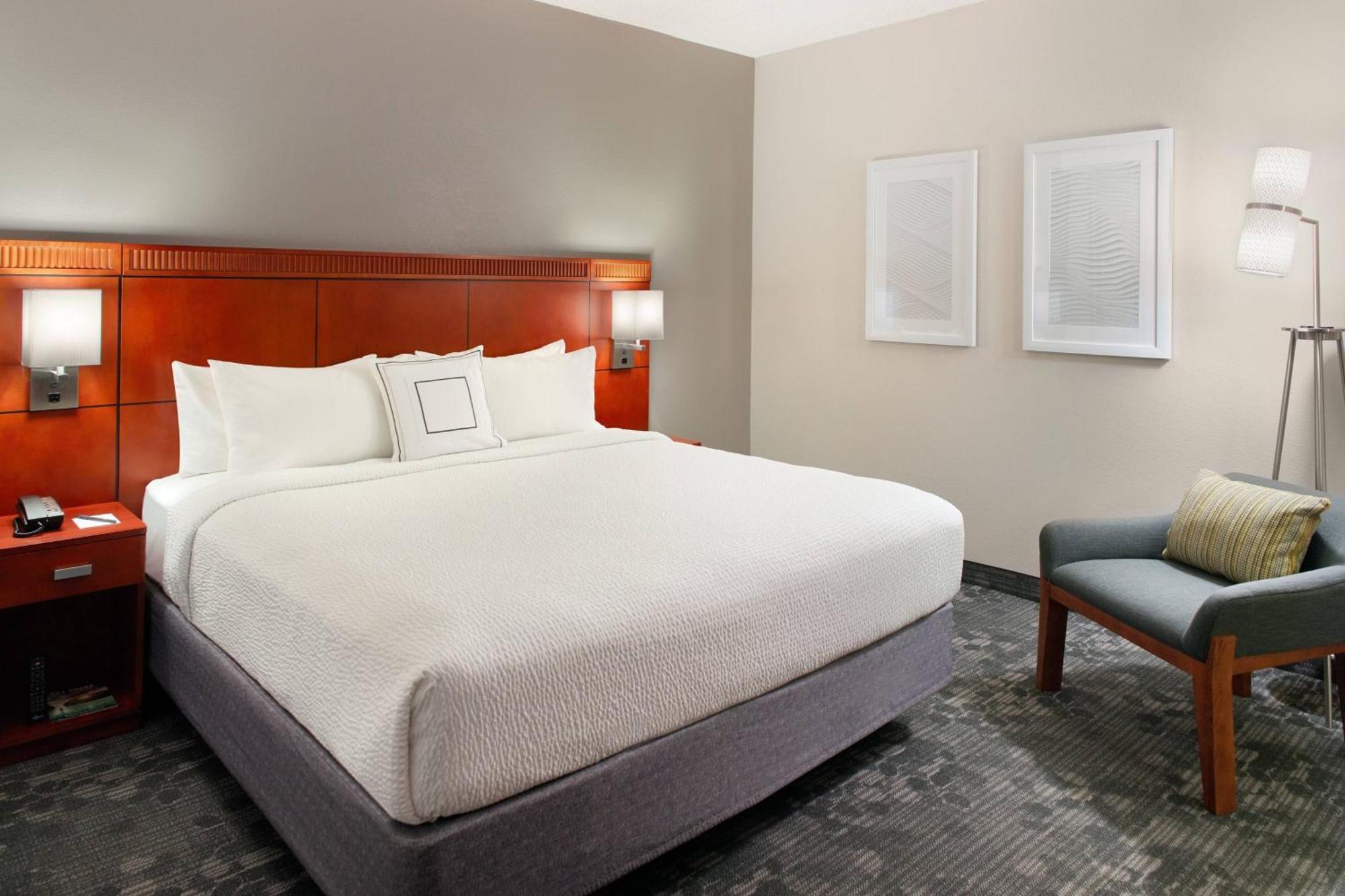Courtyard By Marriott Raleigh Cary Hotel Buitenkant foto